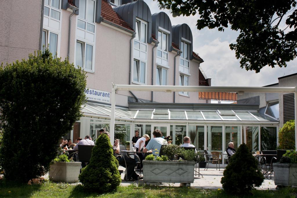 Parkhotel Altmuehltal Gunzenhausen Bagian luar foto