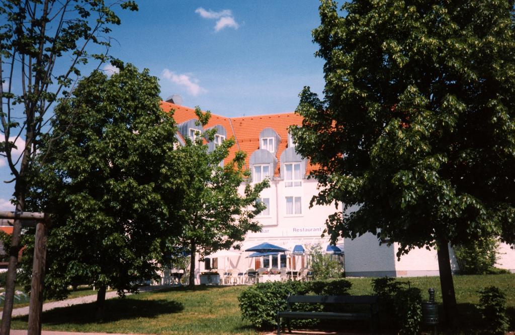 Parkhotel Altmuehltal Gunzenhausen Bagian luar foto